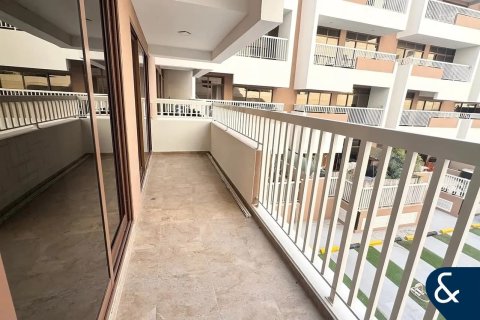 Apartamento en alquiler en Jumeirah Village Circle, Dubai, EAU 2 dormitorios, 121 m2 № 668006 - foto 12