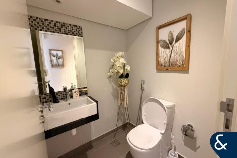 Снять в аренду виллу в DAMAC Hills (Akoya by DAMAC), Дубай, ОАЭ 3 спальни, 175м2, № 668003 - фото 5