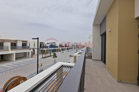 Villa in Tilal Al Ghaf, Dubai, UAE 4 bedrooms, 203.1 sq.m. № 554827 - photo 21