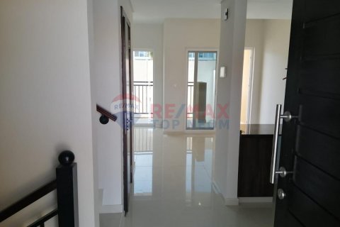 Shtëpi në qytet në Dubai, Emiratet e Bashkuara Arabe 3 dhoma gjumi, 114.7 m2. № 554825 - Foto 5