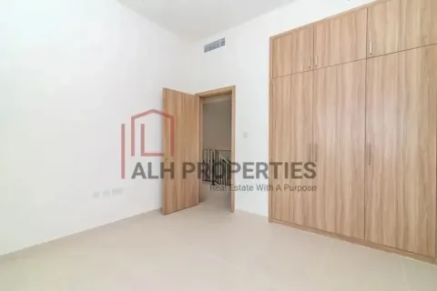 Townhouse in Dubai Land, Dubai, UAE 3 bedrooms, 185 sq.m. № 691134 - photo 9
