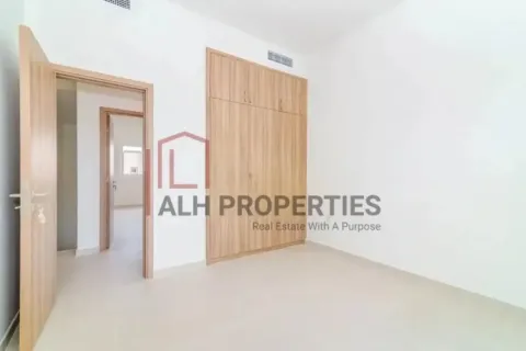 Townhouse in Dubai Land, Dubai, UAE 3 bedrooms, 185 sq.m. № 691134 - photo 7