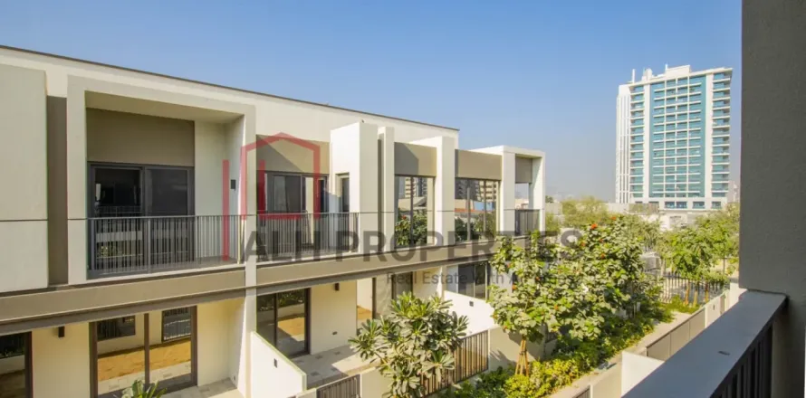 Townhouse i Tilal Al Ghaf, Dubai, UAE 3 soveværelser, 140 kvm № 691133