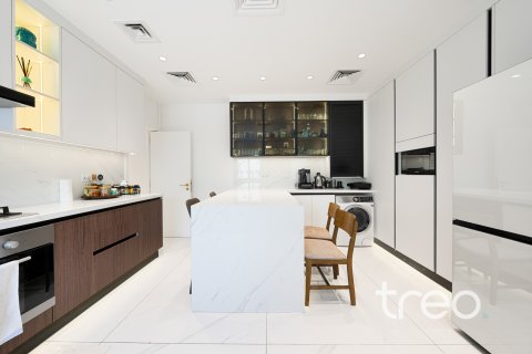 Villa itt: Meadows, Dubai, EAE, 5 hálószoba, 464.52 m², azonosító: 733031 - fénykép 7