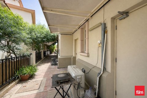 Villa te huur in Jumeirah Islands, Dubai, VAE 4 slaapkamers, 988.2 vr.m., nr 702268 - foto 28