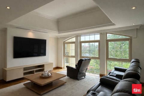 Villa te huur in Jumeirah Islands, Dubai, VAE 4 slaapkamers, 988.2 vr.m., nr 702268 - foto 20