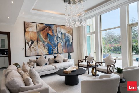 Villa te huur in Jumeirah Islands, Dubai, VAE 4 slaapkamers, 988.2 vr.m., nr 702268 - foto 3