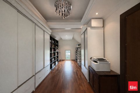 Villa te huur in Jumeirah Islands, Dubai, VAE 4 slaapkamers, 988.2 vr.m., nr 702268 - foto 22