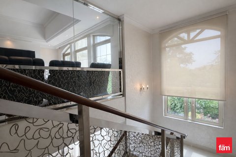 Villa te huur in Jumeirah Islands, Dubai, VAE 4 slaapkamers, 988.2 vr.m., nr 702268 - foto 12
