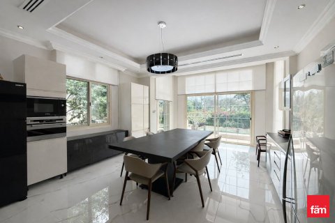 Villa te huur in Jumeirah Islands, Dubai, VAE 4 slaapkamers, 988.2 vr.m., nr 702268 - foto 6