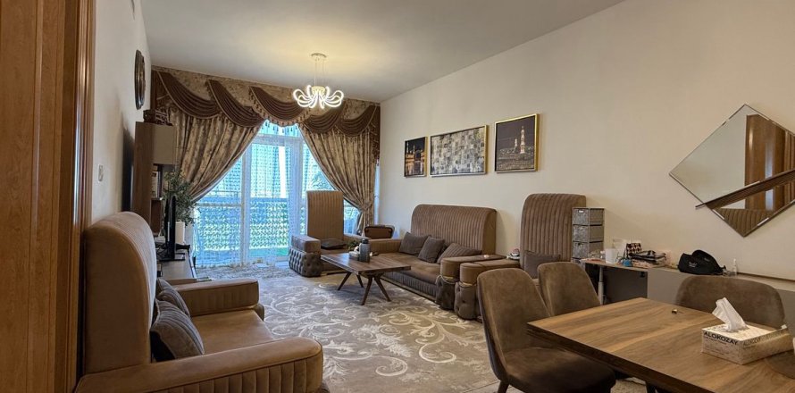 Appartement à Al Furjan, Dubai, EAU: 2 chambres, 146.4 m2 № 702286