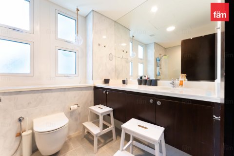 Rijtjeshuis te huur in Dubai, VAE 3 slaapkamers, 276.3 vr.m., nr 645762 - foto 16