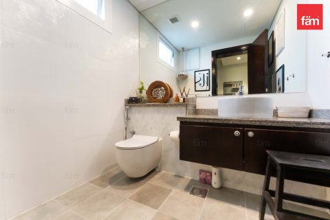 Rijtjeshuis te huur in Dubai, VAE 3 slaapkamers, 276.3 vr.m., nr 645762 - foto 9