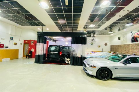 Warehouse in Al Qusais, Dubai, UAE 325.2 sq.m. № 574577 - photo 5