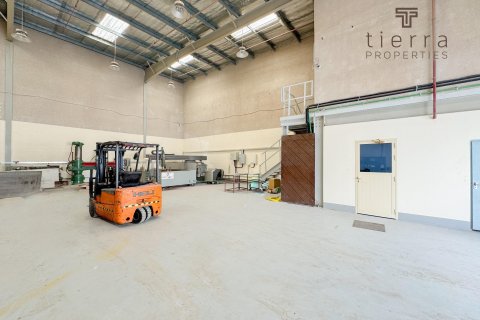 Magazinë në Jebel Ali, Dubai, Emiratet e Bashkuara Arabe 280.6 m2. № 574576 - Foto 2