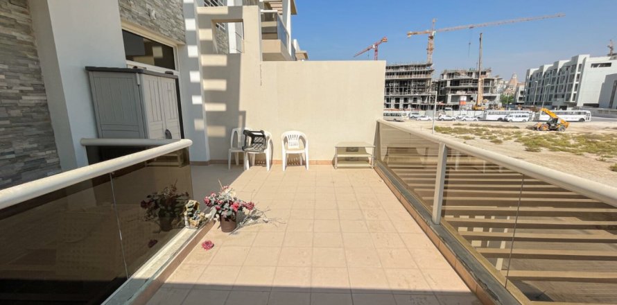 Vila u gradu Jumeirah Village Circle, Dubai, UAE 4 spavaće sobe, 169 m2 Br. 715233