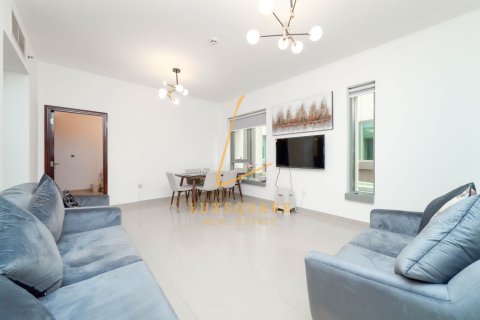 Apartment in Downtown Dubai (Downtown Burj Dubai), UAE 2 bedrooms, 203 sq.m. № 700450 - photo 6