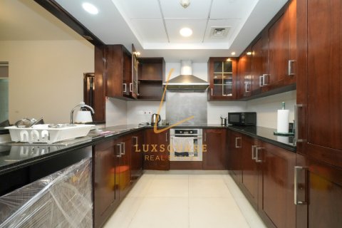 Apartment in Downtown Dubai (Downtown Burj Dubai), UAE 2 bedrooms, 203 sq.m. № 700450 - photo 3