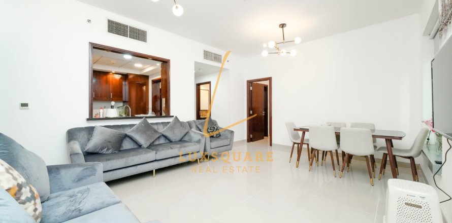 Apartment in Downtown Dubai (Downtown Burj Dubai), UAE 2 bedrooms, 203 sq.m. № 700450