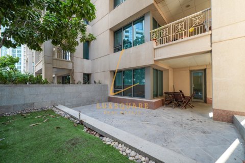 Apartment in Downtown Dubai (Downtown Burj Dubai), UAE 2 bedrooms, 203 sq.m. № 700450 - photo 28