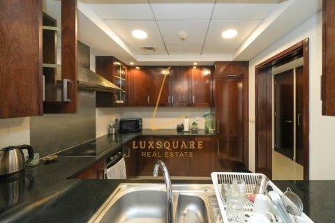 Apartment in Downtown Dubai (Downtown Burj Dubai), UAE 2 bedrooms, 203 sq.m. № 700450 - photo 4