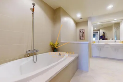 Apartment in Palm Jumeirah, Dubai, UAE 1 bedroom, 121 sq.m. № 700446 - photo 13