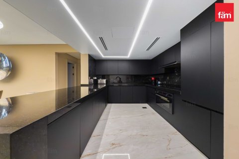 Lägenhet till försäljning i Palm Jumeirah, Dubai, UAE 3 sovrum, 216.3 kvm Nr. 652051 - fotografi 4