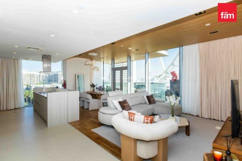 Apartmen di Dubai, UAE 3 bilik tidur, 194.8 meter persegi № 757866 - foto 2