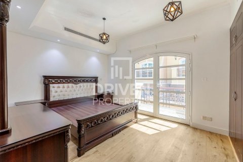 Vila v Dubai Sports City, SAE 3 ložnice, 270 m² Č.: 602200 - fotografie 23