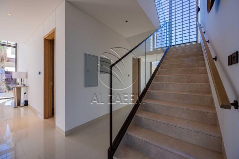 Willa na sprzedaż w Saadiyat Island, Abu Dhabi, ZEA 4 sypialnie, 465 mkw., nr 615631 - zdjęcie 15