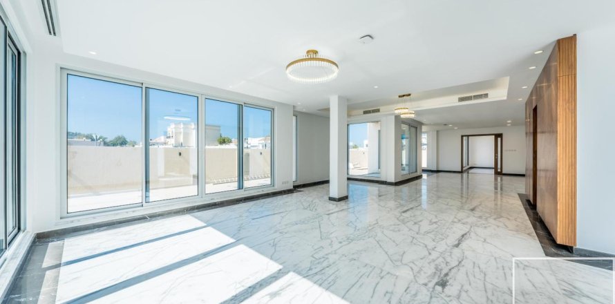Villa in Al Sufouh, Dubai, VAE: 4 Schlafzimmer, 1393.55 m2 Nr. 747941