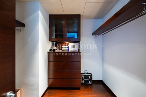 Leilighet til leie i Burj Khalifa, Dubai, Emiratene 1 soverom, 101.82168800 kvm Nr. 651293 - Foto 8