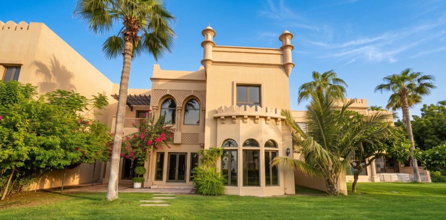 Vila v Palm Jumeirah, Dubai, SAE 4 spálne, 380.9 m2 č. 757828