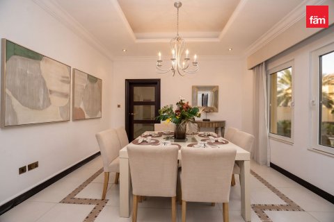 Vila v Palm Jumeirah, Dubai, SAE 4 spálne, 380.9 m2 č. 757828 - Fotografia 6