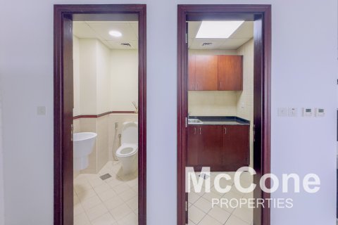 Opisina sa Jumeirah Lake Towers, Dubai, UAE 106.93 sq.m. № 587390 - larawan 18