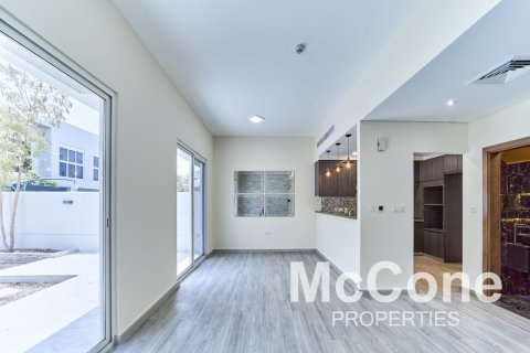 Řadový dům v Mudon, Dubai, SAE 3 ložnice, 174.75 m² Č.: 587394 - fotografie 2