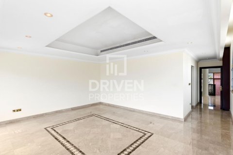 Vila di Palm Jumeirah, Dubai, UAE 6 bilik tidur, 1245.37 meter persegi № 744876 - foto 15