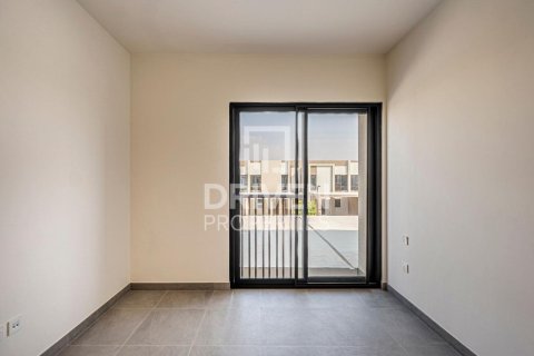 Rumah bandar di Dubai Land, Dubai, UAE 4 bilik tidur, 216 meter persegi № 653386 - foto 10