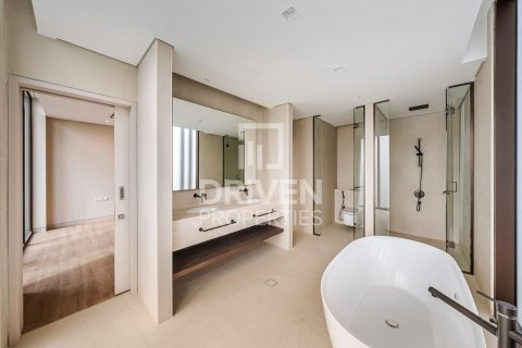 Müüa villa asukohaga Jumeirah, Dubai, AÜE: 4 magamistoaga, 434 m² Nr 601844 - pilt 12