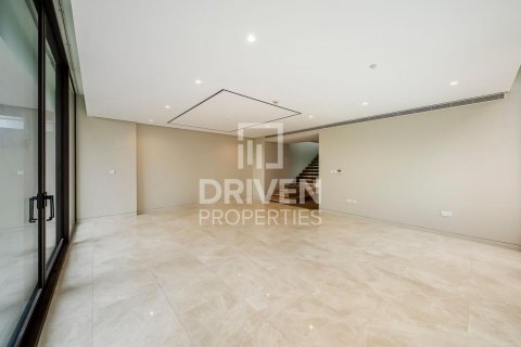 Müüa villa asukohaga Jumeirah, Dubai, AÜE: 4 magamistoaga, 434 m² Nr 601844 - pilt 3
