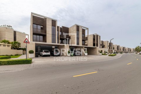 Müüa villa asukohaga Jumeirah, Dubai, AÜE: 4 magamistoaga, 434 m² Nr 601844 - pilt 25