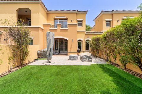 Townhouse di Arabian Ranches, Dubai, UEA 2 kamar tidur, 239 m2 nomor 628591 - foto 16