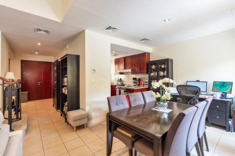 Townhouse di Arabian Ranches, Dubai, UEA 2 kamar tidur, 239 m2 nomor 628591 - foto 2
