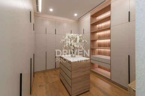 Vila di Jumeirah, Dubai, UEA 5 kamar tidur, 585.29 m2 nomor 746319 - foto 19