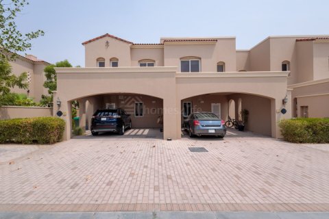 Kaupunkipientalo Serena, Dubai, Arabiemiraatit 3 makuuhuonetta, 186 m2 № 686926