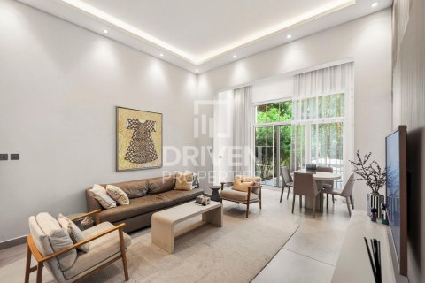 Таунхаус Motor City, Дубай, БАӘ-да 5 жатын бөлмелер, 449.56 м² № 762493 - фото 14