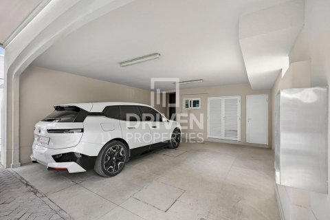 Таунхаус Motor City, Дубай, БАӘ-да 5 жатын бөлмелер, 449.56 м² № 762493 - фото 23