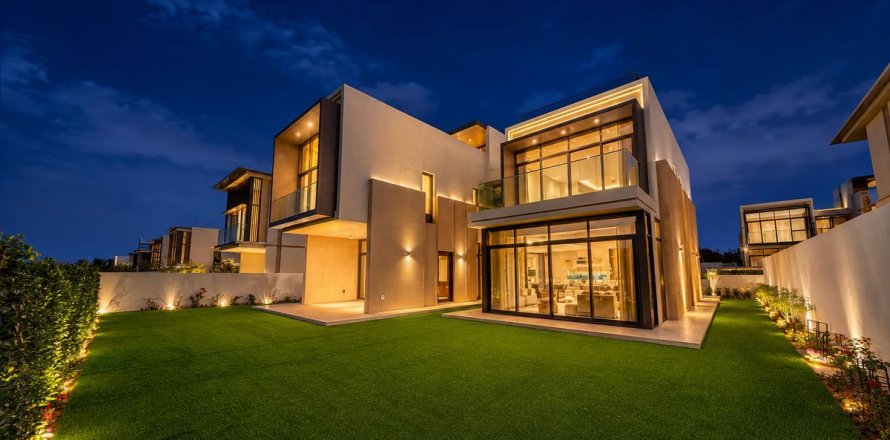 Villa in Dubai Hills Estate, UAE 4 bedrooms, 691.1 sq.m. № 678394