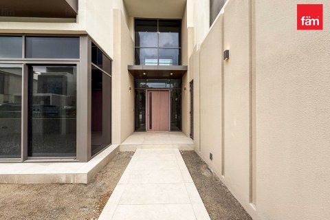 Villa til salg i Dubai Hills Estate, Dubai, UAE 4 soveværelser, 691.1 kvm № 678394 - foto 4