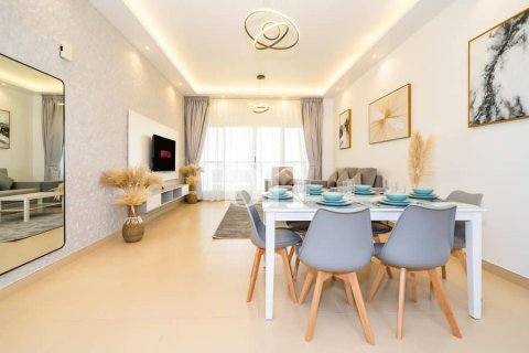 Apartman u Dubai Sports City, UAE 2 spavaćih soba, 130 m2 Br. 645387 - fotografija 1